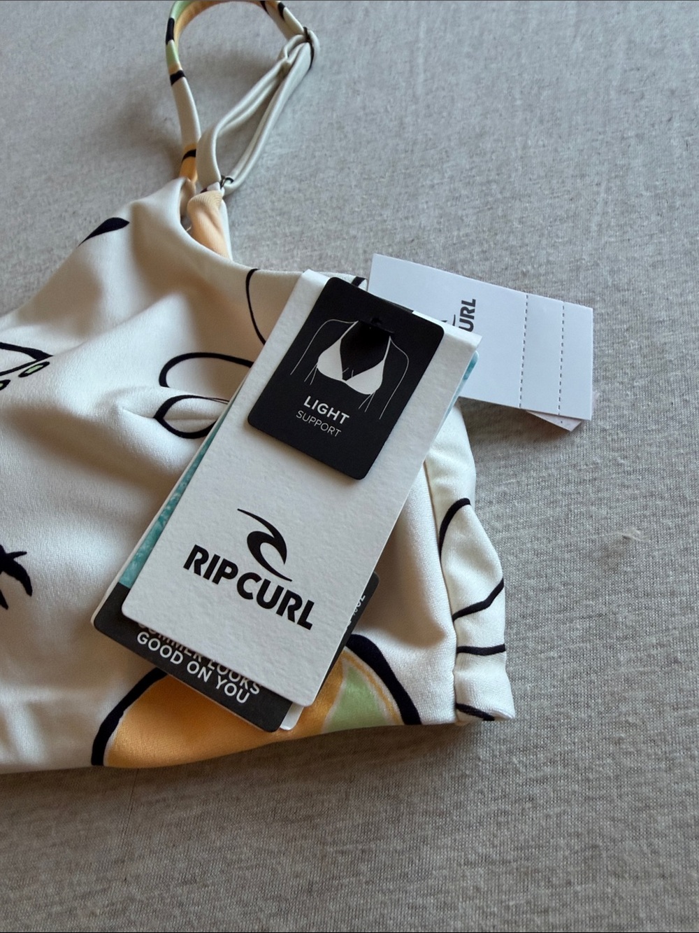 NWT Ripcurl Bikini Top - Picture 2 of 4
